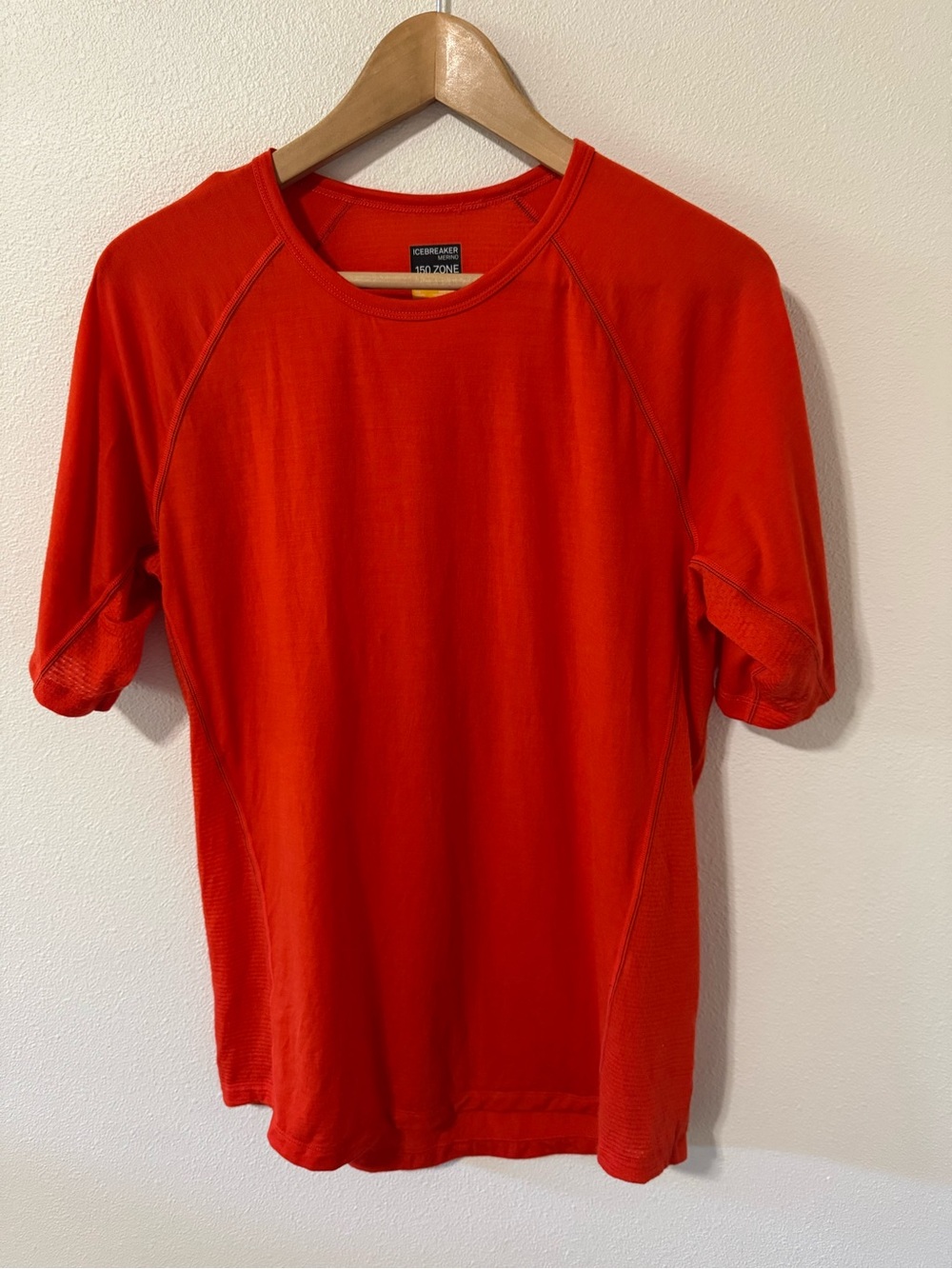 Icebreaker 150 Zone Merino Short Sleeve Base Layer Tee Coral Orange-Large